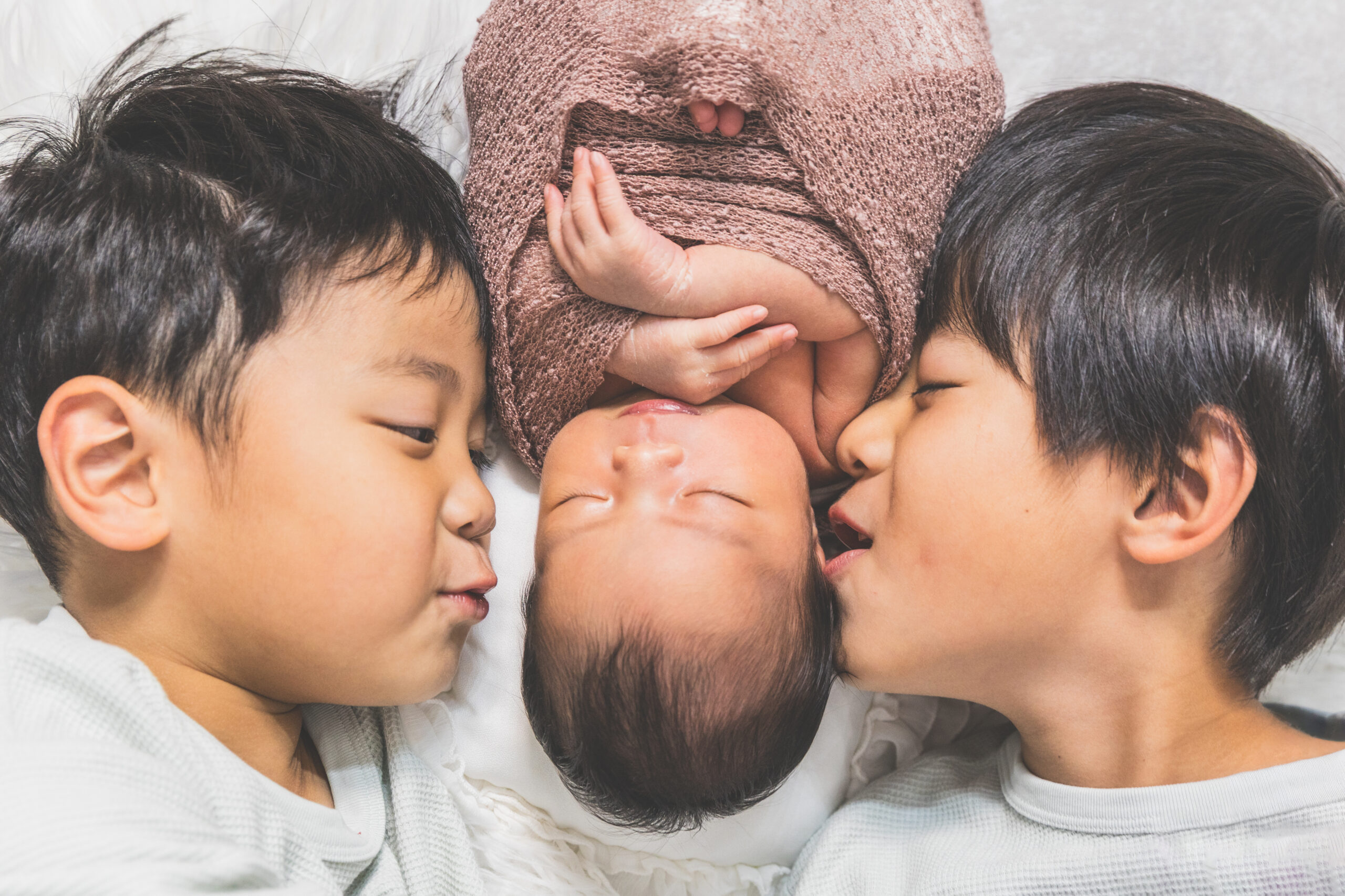 富山　射水市　ニューボーンフォト　ニューボーン 記念　撮影　フォトスタジオ